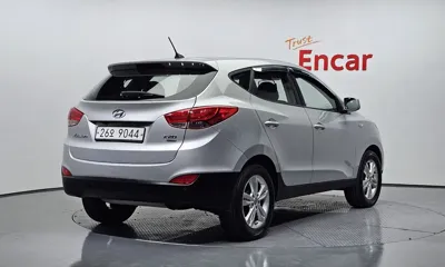 Hyundai Tucson 2013, 78182 км, за 3744.09 USD