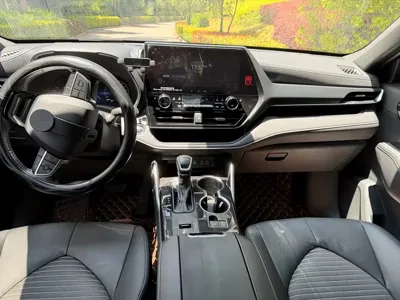 Toyota Crown Kluger 2023, 57000 км, за 30605.65 USD - фото 37