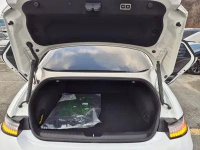 Hyundai Ioniq6 2025, 14603 км, за 22187.21 USD - фото 9