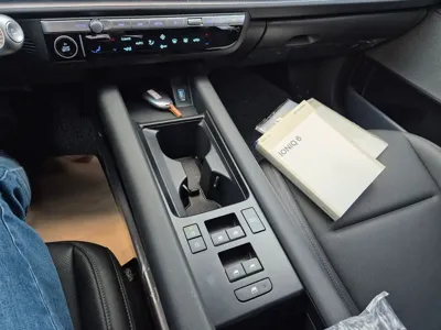 Hyundai Ioniq6 2025, 14603 км, за 22187.21 USD - фото 17