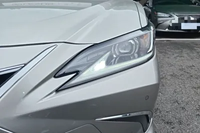 Lexus ES 2023, 9900 км, за 31029 USD - фото 11
