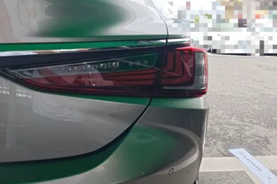 Lexus ES 2023, 9900 км, за 31029 USD - фото 12