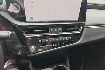 Lexus ES 2023, 9900 км, за 31029 USD - фото 23