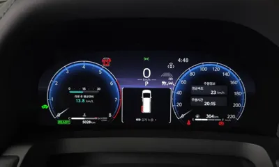 Toyota Alphard 2024, 5028 км, за 71233.47 USD - фото 8