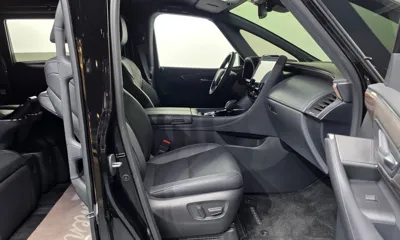 Toyota Alphard 2024, 5028 км, за 71233.47 USD - фото 11