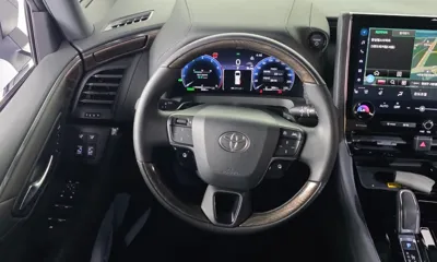 Toyota Alphard 2024, 5028 км, за 71233.47 USD - фото 13