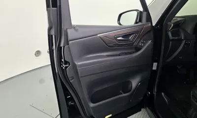 Toyota Alphard 2024, 5028 км, за 71233.47 USD - фото 24