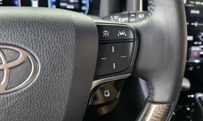 Toyota Alphard 2024, 5028 км, за 71233.47 USD - фото 34
