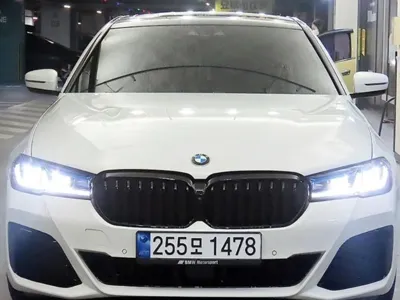 BMW 5-Series 2020, 73208 км, за 23296.57 USD