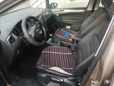 Volkswagen Golf Sportsvan 2019, 71100 км, за 8582 USD - фото 16