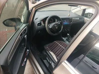 Volkswagen Golf Sportsvan 2019, 71100 км, за 8582 USD - фото 17