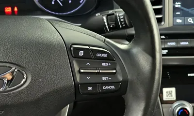 Hyundai Avante 2020, 58383 км, за 9602.64 USD - фото 14