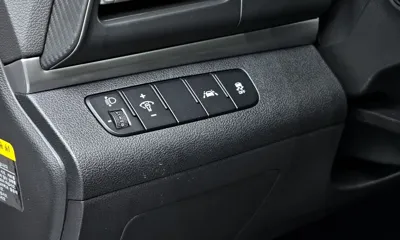 Hyundai Avante 2020, 58383 км, за 9602.64 USD - фото 16