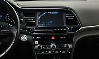 Hyundai Avante 2020, 58383 км, за 9602.64 USD - фото 17