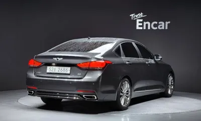 Genesis G80 2017, 109851 км, за 10733.81 USD