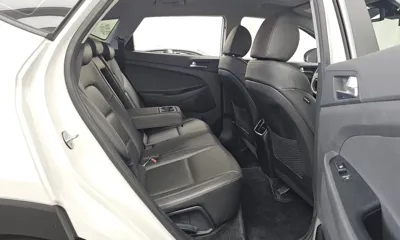 Hyundai Tucson 2020, 96758 км, за 10245.91 USD - фото 12
