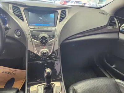 Hyundai Grandeur 2012, 154856 км, за 2800.02 USD - фото 16