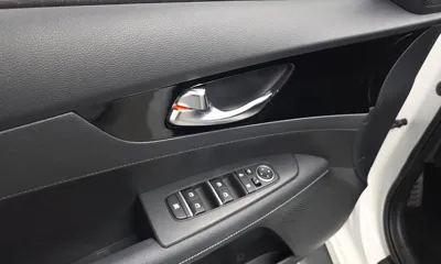 Kia K3 2023, 29636 км, за 15682.03 USD - фото 28