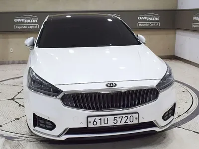 Kia K7 2018, 60381 км, за 10510.32 USD