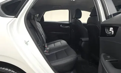Kia K3 2023, 34933 км, за 11369.69 USD - фото 11