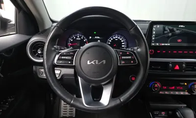 Kia K3 2023, 34933 км, за 11369.69 USD - фото 12