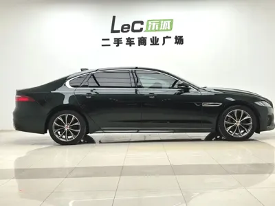 Jaguar XFL 2023, 47000 км, за 26014.8 USD