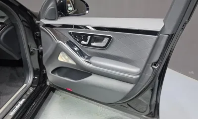 Mercedes-Benz S-Class 2021, 51692 км, за 60912.08 USD - фото 24