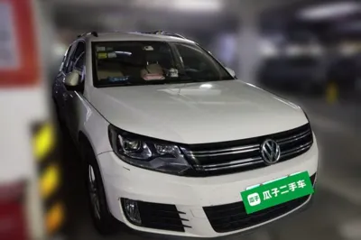 Volkswagen Tiguan 2013, 180100 км, за 4462 USD