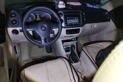 Volkswagen Tiguan 2013, 180100 км, за 4462 USD - фото 9