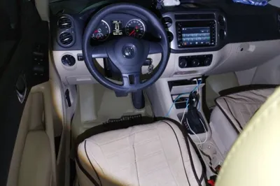Volkswagen Tiguan 2013, 180100 км, за 4462 USD - фото 10