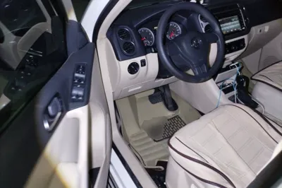 Volkswagen Tiguan 2013, 180100 км, за 4462 USD - фото 16