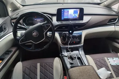 Buick GL8 2021, 84900 км, за 15239 USD - фото 9