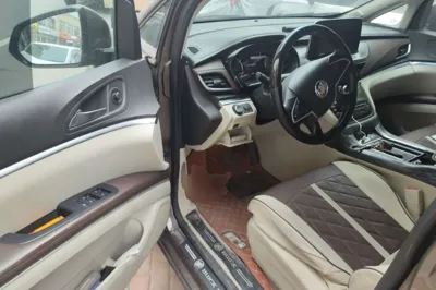 Buick GL8 2021, 84900 км, за 15239 USD - фото 16