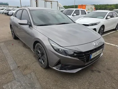 Hyundai Avante · 2022 год