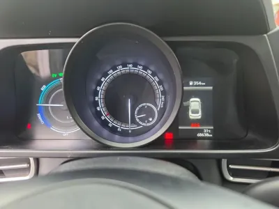 Hyundai Avante 2022, 68600 км, за 9094.45 USD