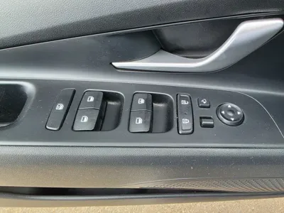 Hyundai Avante 2022, 68600 км, за 9094.45 USD - фото 8