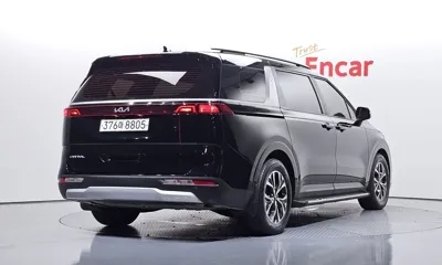 Kia Canival 2023, 63214 км, за 15953.63 USD