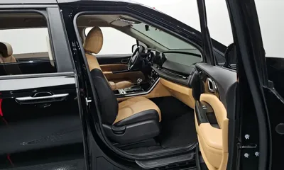 Kia Canival 2023, 63214 км, за 15953.63 USD - фото 26