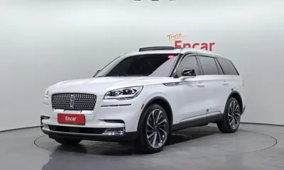 Lincoln Aviator · 2020 год