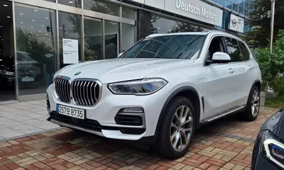 BMW X5 · 2021 год