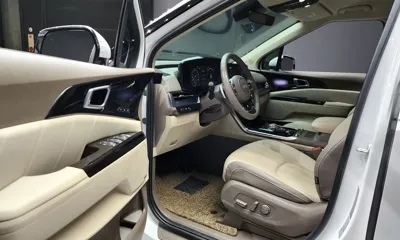 Kia Canival 2023, 38175 км, за 27259.58 USD - фото 11