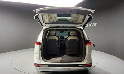 Kia Canival 2023, 38175 км, за 27259.58 USD - фото 20