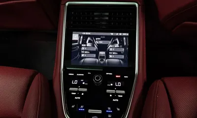 Porsche Panamera 2023, 39813 км, за 97254.83 USD - фото 18