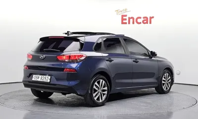 Hyundai i30 2017, 157144 км, за 4889.33 USD