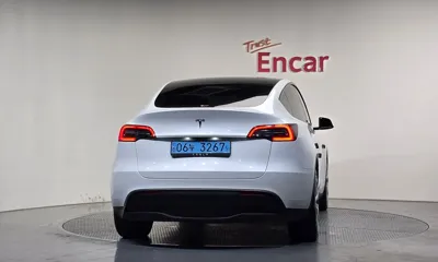 Tesla Model Y 2024, 40150 км, за 24419.06 USD