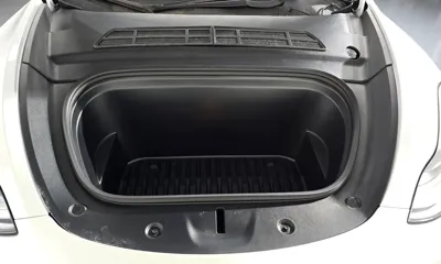 Tesla Model Y 2024, 40150 км, за 24419.06 USD - фото 6
