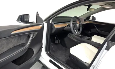 Tesla Model Y 2024, 40150 км, за 24419.06 USD - фото 10