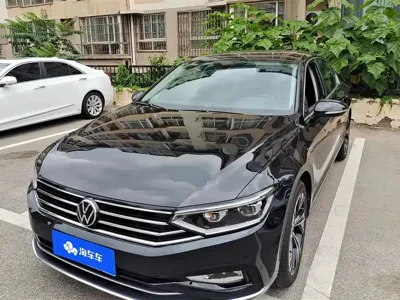 Volkswagen Magotan · 2022 год