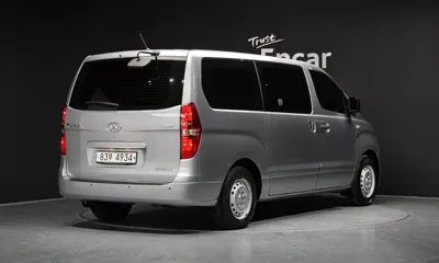 Hyundai Starex 2019, 71140 км, за 9130.32 USD