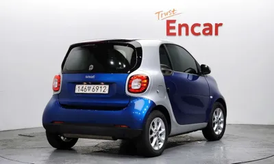 Smart Fortwo 2015, 66102 км, за 9386.9 USD